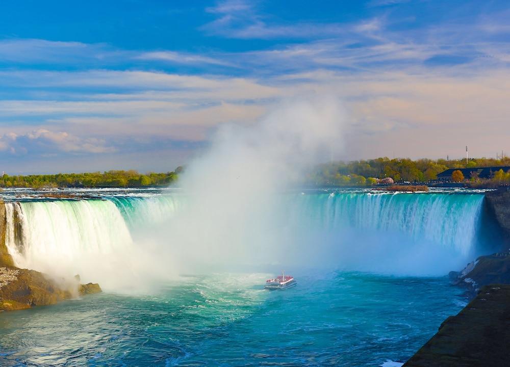 Skyline Hotel & Waterpark Niagara-Fälle Exterior foto